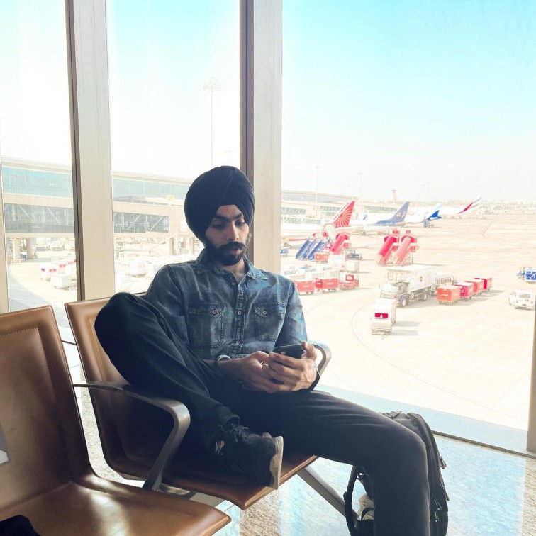 Harvinder podcasting